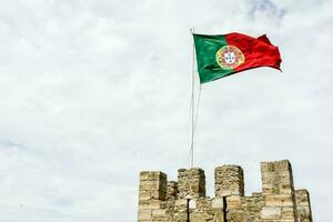 Portugal bandera en el castillo foto