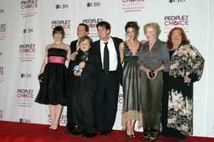 Jon Cryer, Anges Jones, Charlie Sheen 2007 Peoples Choice Awards Shrine Auditorium Los Angeles, CA January 8, 2007 photo