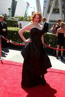 los angeles ago 21 christina hendricks llega a el 2010 creativo hora estelar Emmy premios a Nokia teatro a la En Vivo en agosto 21 2010 en los angeles California foto