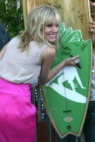 Kristen Bell arriving at the Teen Choice Awards 2008 at the Universal Ampitheater at Universal Studios in Los Angeles CA August 3 2008 2008 photo