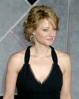 Jodie Foster Flightplan Premiere El Capitan Theater Los Angeles CA September 19 2005 photo