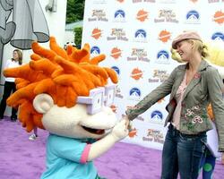 Natasha Henstridge Nickelodeon Presents Fairypalooza Premiere of Rugrats Tales From The Crib Snow White Nickelodeon Animation Studios Burbank CA September 24 2005 photo