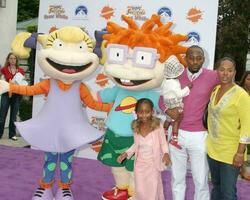 Omar Epps and family Nickelodeon Presents Fairypalooza Premiere of Rugrats Tales From The Crib Snow White Nickelodeon Animation Studios Burbank CA September 24 2005 photo