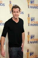 Ryan Reynolds arriving at the 2009 MTV Movie Awards in Universal City CA on May 31 photo