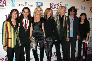 olivia Harrison hijo con Joe Walsh don estaba kooza un circo du soliel producción apertura noche Papa Noel monica Papa Noel monica muelle estacionamiento lote Papa Noel monica California octubre dieciséis 2009 foto