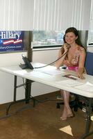 Heather Tom continues to work in her spare time for the Clinton Campaign Hillary Clinton Presidential Campaign LA Headquarters Century City CA April 24 2008 photo