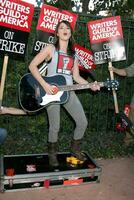 KT Tunstall performs on the picket line supporting striking WGA Writers Outside the Disney Studios Burbank CA November 14 2007 2007 photo