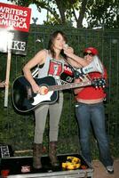 KT Tunstall performs on the picket line supporting striking WGA Writers Outside the Disney Studios Burbank CA November 14 2007 2007 photo