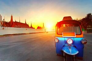 tuk tuk bangkok thailand photo