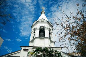 ruso ortodoxo iglesia, en contra el cielo foto
