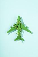 sostenible aviación concepto - verde avión. foto