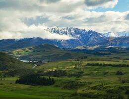 hermoso paisaje de agricultura campo en Queenstown sur isla nuevo Zelanda foto