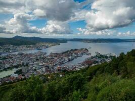 el ciudad de Bergen en Noruega foto