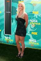 Britney Spears arriving at the Teen Choice Awards 2009 at Gibson Ampitheater at Universal Studios Los Angeles CA on August 9 2009 photo