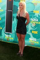 Britney Spears arriving at the Teen Choice Awards 2009 at Gibson Ampitheater at Universal Studios Los Angeles CA on August 9 2009 photo