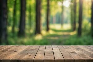 ai generado vacío de madera mesa con borroso pino arboles bosque y Dom ligero eje bokeh antecedentes ai generado foto