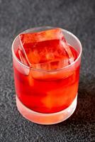 Glass of Negroni photo