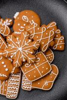 Delicious gingerbread cookies with honey, ginger and cinnamon photo