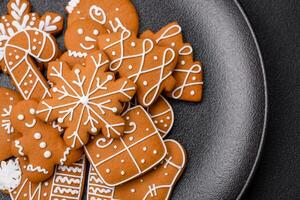 Delicious gingerbread cookies with honey, ginger and cinnamon photo