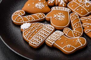 Delicious gingerbread cookies with honey, ginger and cinnamon photo