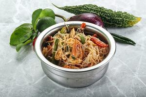 Thai Spicy Vermicelli Salad with Prawns photo