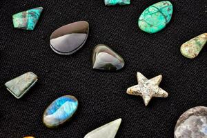 a variety of different colored stones and stones photo