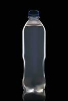 agua botella en negro vector