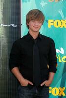 Jason Earles arriving at the Teen Choice Awards 2009 at Gibson Ampitheater at Universal Studios Los Angeles CA on August 9 2009 photo