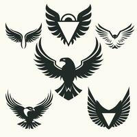 elevar tu diseños con nuestra versátil vector conjunto de águila emblemas simbolizando fuerza y libertad, estos gráficos añadir majestuoso instinto a ninguna proyecto.