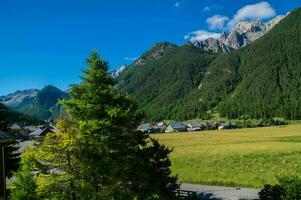 ceillac queyras en hautes alpes en Francia foto