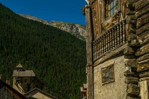 ceillac queyras en hautes alpes en Francia foto