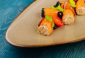 smoked salmon with philadelphia and seeds photo