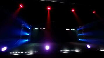 kostenlos Bühne mit Beleuchtung von Beleuchtung Geräte video