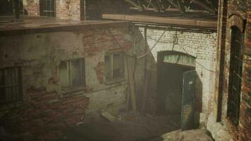 verlassen mehrstöckig rot Backstein Fabrik Gebäude video