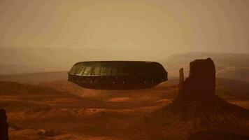 enigmatic spaceship hovering over the Arizona desert video