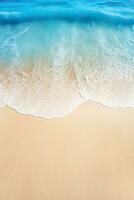 aéreo ver de un playa con un espumoso ola Lavado terminado dorado arena. vacaciones antecedentes. tranquilidad y relajación por océano. pacífico día festivo. relajarse en el naturaleza. meditación. generativo ai. foto