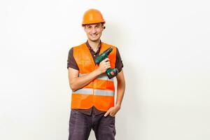 retrato de joven manual trabajador pulgar arriba aislado en blanco foto