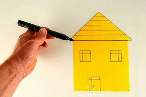 draw a house with a marker photo