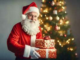 Papa Noel claus con un presente regalo caja en el habitación con Navidad árbol antecedentes - generado imagen foto