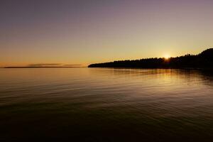 espectacular puesta de sol en Vancouver bahía foto