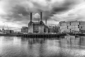 Battersea poder estación, icónico edificio y punto de referencia en Londres, Reino Unido foto