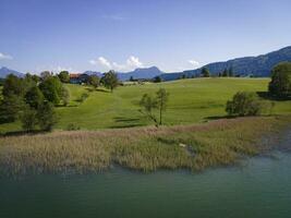 paisajes a el maravilloso local recreación zona a el ir a ver en Austria foto