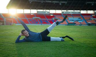 Atletas con discapacidades tomar un descanso a el estadio Entre formación sesiones foto