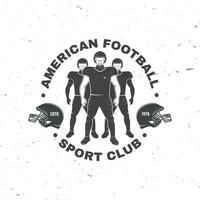 americano fútbol americano o rugby club insignia. vector . concepto para camisa, logo, imprimir, estampilla, tee, parche. Clásico tipografía diseño con americano fútbol americano deportista jugador silueta