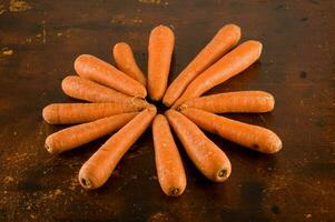 a group of carrots arranged in a circle photo