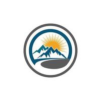 logotipo de icono de montaña vector