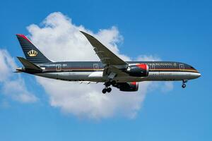 Royal Jordanian Airlines Boeing 787-8 JY-BAB passenger plane arrival and landing at Istanbul Ataturk Airport photo