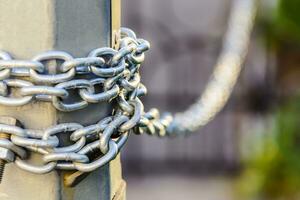 a large metal chain wrapped around colon photo