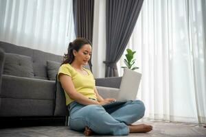 Woman working in the home , freelancing woman working concept photo