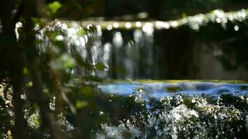 Berg Wasser schließen oben video